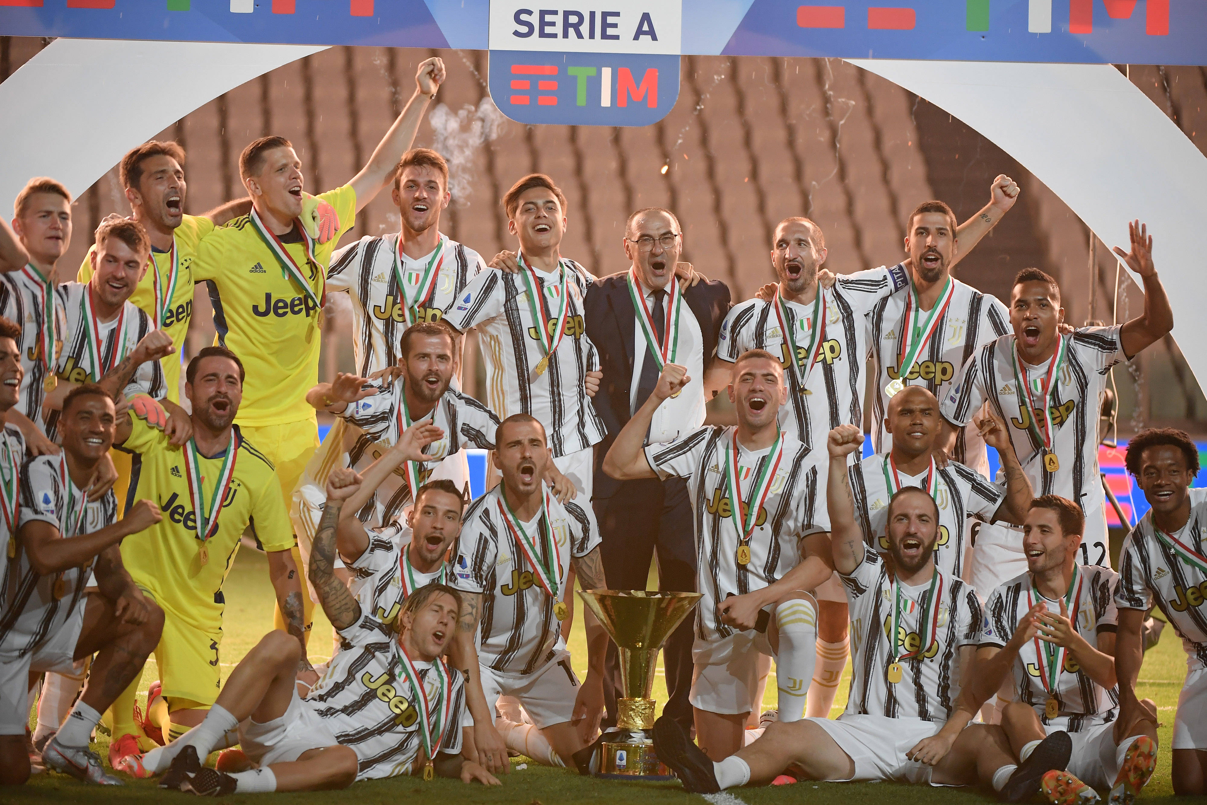 能形成强烈 能形成强烈