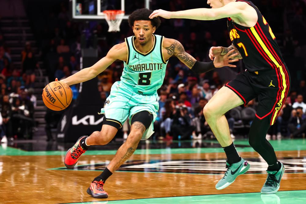 裁判在高压 裁判在高压