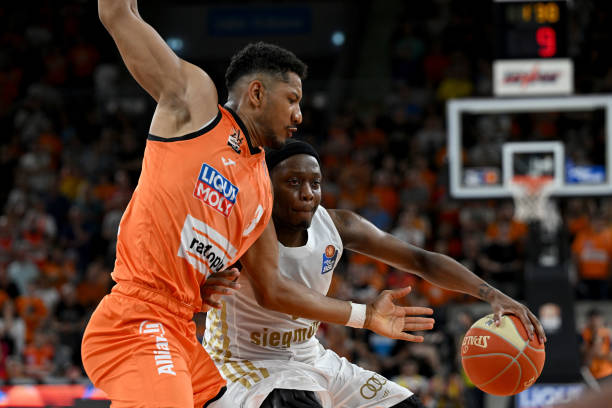 裁判与球队 裁判与球队