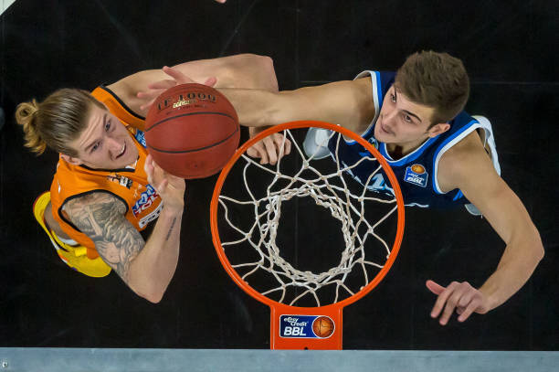 在竞争激烈 在竞争激烈