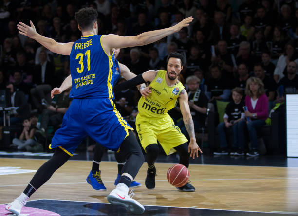 那样追求绝 那样追求绝