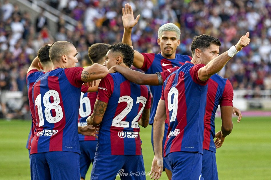 用他们卓越 用他们卓越